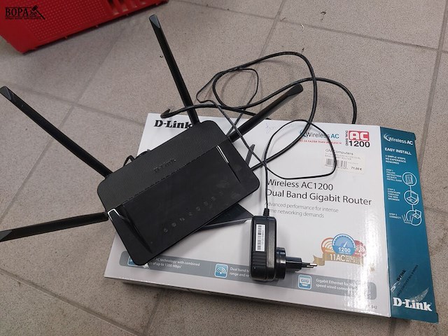 Lot 55 - wifi-routers d-link wireless ac1200, 2 stuks - afbeelding 2 van  2