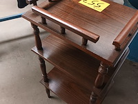 Lot 553 - houten rekje - afbeelding 3 van  3