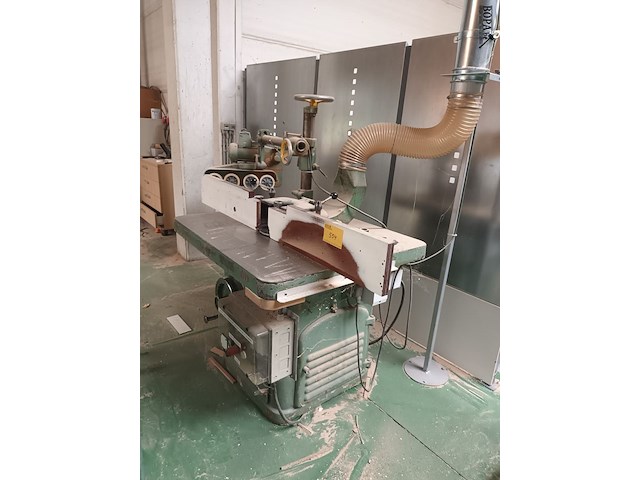 Lot 554 - topie freesmachine - afbeelding 1 van  5