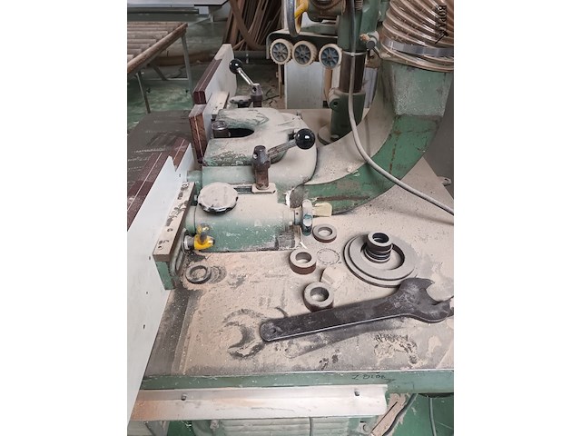 Lot 554 - topie freesmachine - afbeelding 4 van  5
