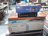 Lot 555 - boeken over katten. 20 stuks - afbeelding 3 van  3