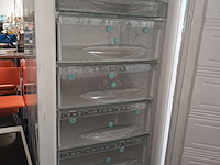 Lot 555 - diepvries miele - afbeelding 2 van  4