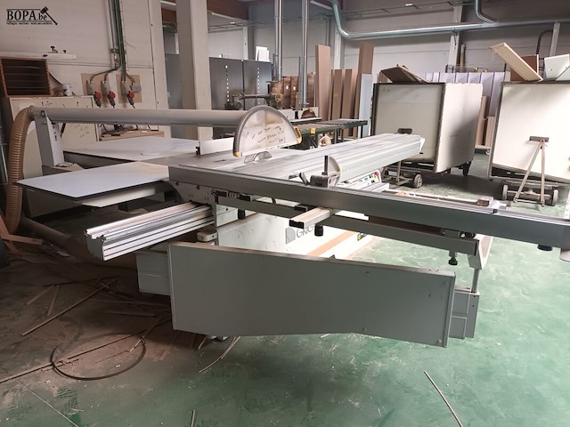 Lot 556 - paneelzaagmachine griggio - afbeelding 2 van  5