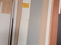 Lot 557 - lot resten van panelen - afbeelding 3 van  3