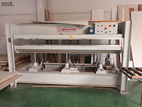 Lot 559 - hydraulische platenpers sormec - afbeelding 1 van  2