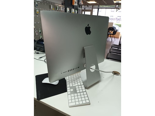 Lot 56 - apple imac pc - afbeelding 3 van  3