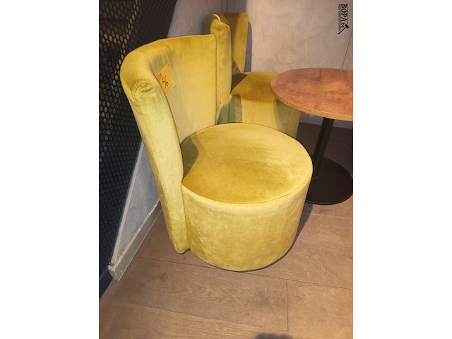 Lot 56 - fauteuil mobitec. 6 stuks - afbeelding 2 van  4