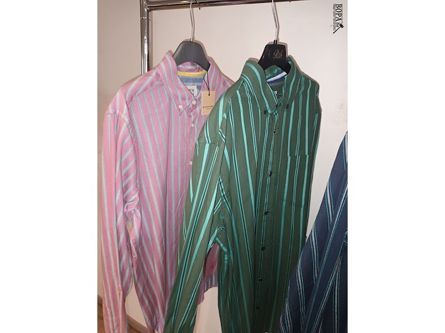 Lot 56 - herenhemd maat s. 3 stuks - afbeelding 3 van  3