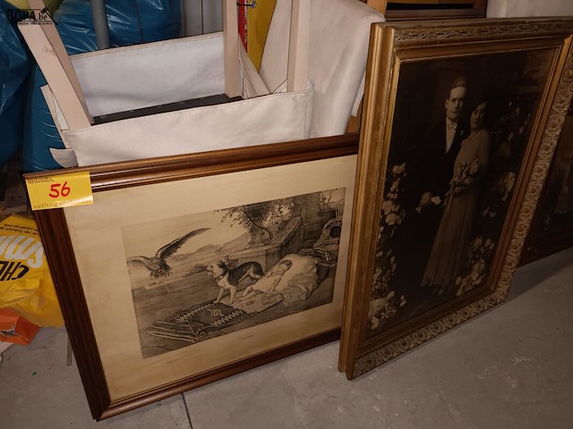 Lot 56 - kaders. 2 stuks - afbeelding 1 van  5