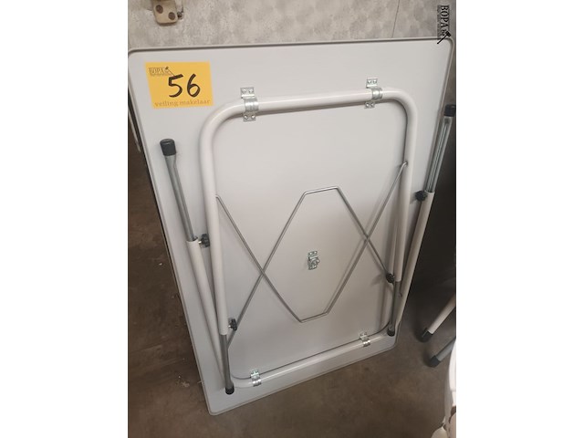 Lot 56 - kampeertafel - afbeelding 2 van  3