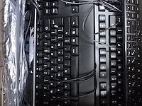 Lot 56 - lot diverse toetsenborden ong 8 stuks - afbeelding 2 van  2