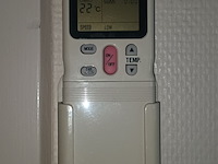 Lot 56 - rhoss opbouw airco/verwarming - afbeelding 3 van  3