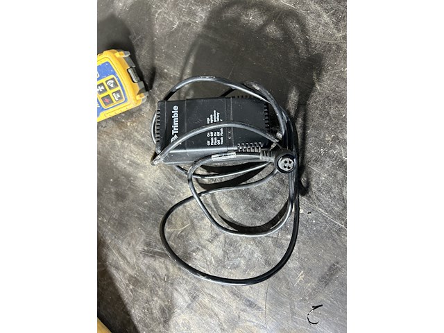 Lot 56 - spectra precision laser gl 720 - afbeelding 7 van  7