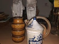 Lot 56 - vazen en keramiek. 5 stuks