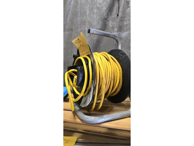Lot 56 - verlengkabel op haspel 25 meter - afbeelding 3 van  3