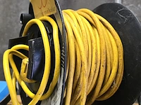 Lot 56 - verlengkabel op haspel 25 meter - afbeelding 3 van  3