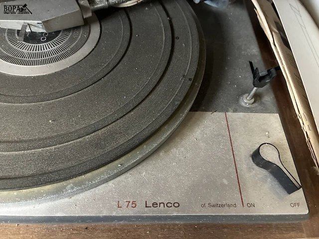 Lot 56 - vintage platenspeler lenco l75 - afbeelding 2 van  4