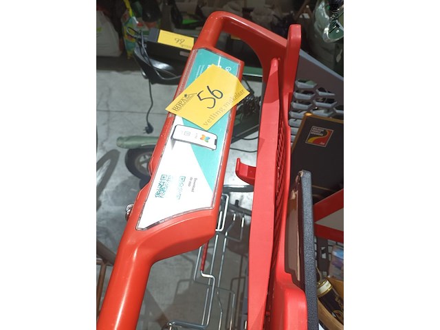 Lot 56 - winkelkar - afbeelding 2 van  3