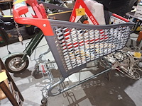 Lot 56 - winkelkar - afbeelding 3 van  3