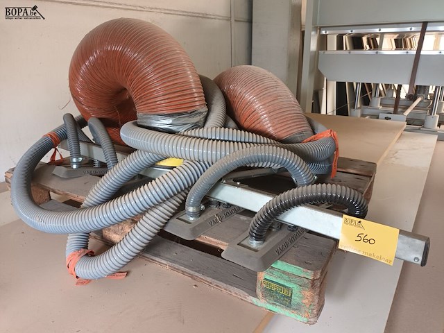 Lot 560 - vacuümheffers vacu-yoyolift - afbeelding 1 van  3