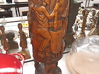 Lot 564 - afrikaanse vijzel met stamper - afbeelding 2 van  4