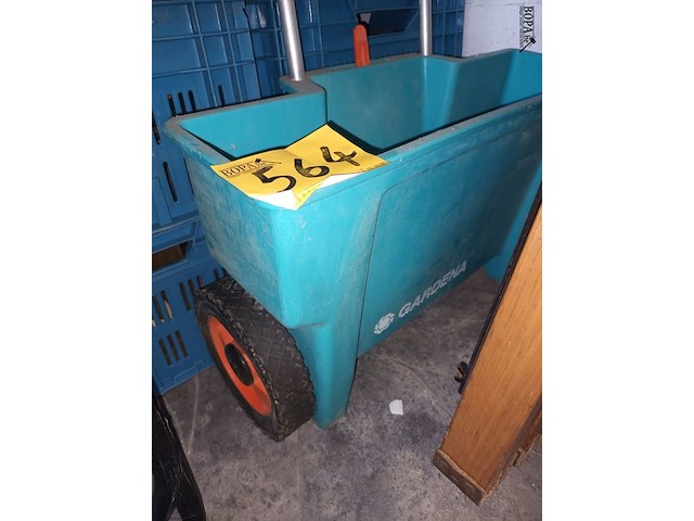 Lot 564 - kalkwagentje gardena - afbeelding 3 van  3