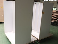 Lot 566 - transportkar. 2 stuks - afbeelding 1 van  2