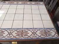 Lot 57 - boerentafel met tegels - afbeelding 3 van  4