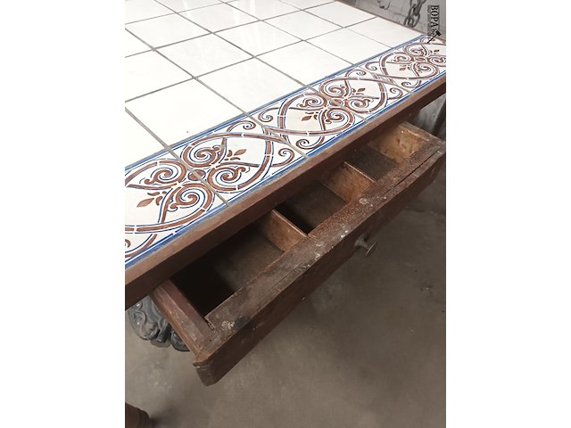 Lot 57 - boerentafel met tegels - afbeelding 4 van  4
