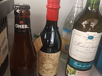 Lot 57 - flesjes drank en mandje - afbeelding 4 van  4