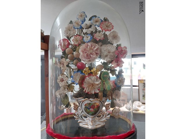 Lot 57 - globes, 2 stuks - afbeelding 2 van  3