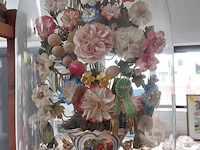 Lot 57 - globes, 2 stuks - afbeelding 2 van  3