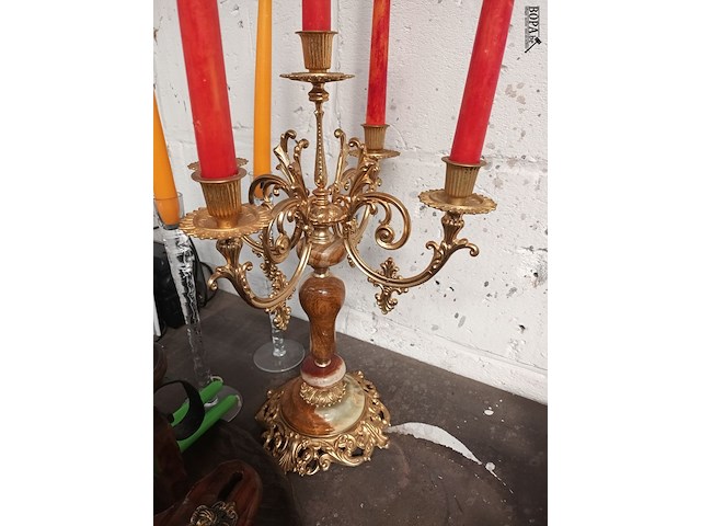 Lot 57 - kaarsen en kandelaars - afbeelding 3 van  6