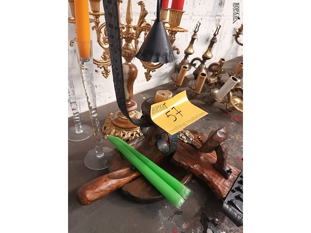 Lot 57 - kaarsen en kandelaars - afbeelding 4 van  6