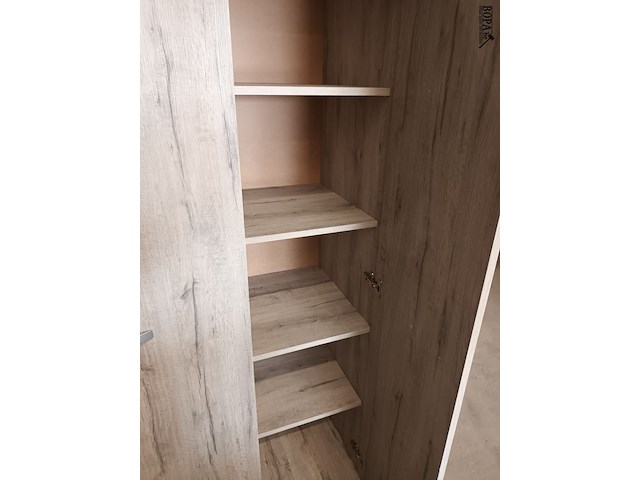 Lot 57 - kleerkast - afbeelding 4 van  4