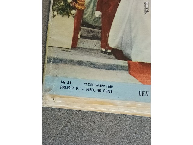 Lot 57 - krant 1960 boudewijn en fabiola - afbeelding 2 van  5