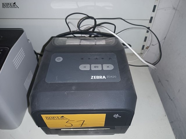 Lot 57 - labelprinter zebra - afbeelding 2 van  3