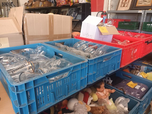 Lot 57 - lot diverse glazen - afbeelding 1 van  6