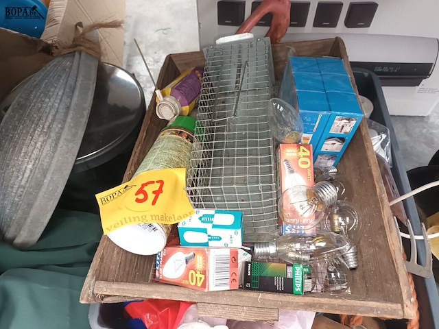 Lot 57 - lot werkmateriaal en toebehoren - afbeelding 3 van  8