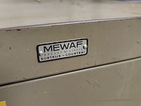 Lot 57 - mewaf metalen ladenkast - afbeelding 2 van  3