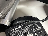 Lot 57 - panasonic video camera met draagtas - afbeelding 3 van  5