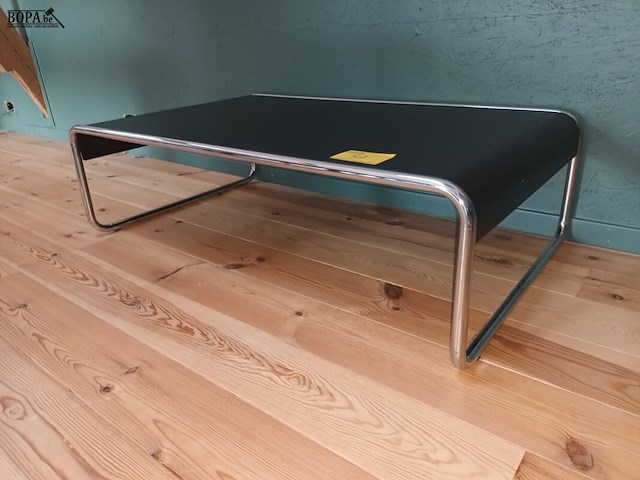 Lot 57 - salontafel - afbeelding 2 van  3