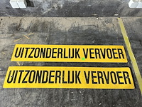 Lot 57 - set borden "uitzonderlijk vervoer" (2)