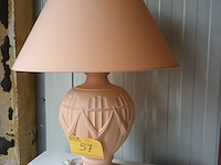 Lot 57 - tafellamp - afbeelding 4 van  4