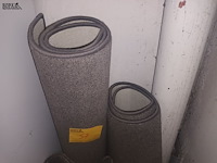 Lot 57 - tapijten. 5 stuks - afbeelding 3 van  4