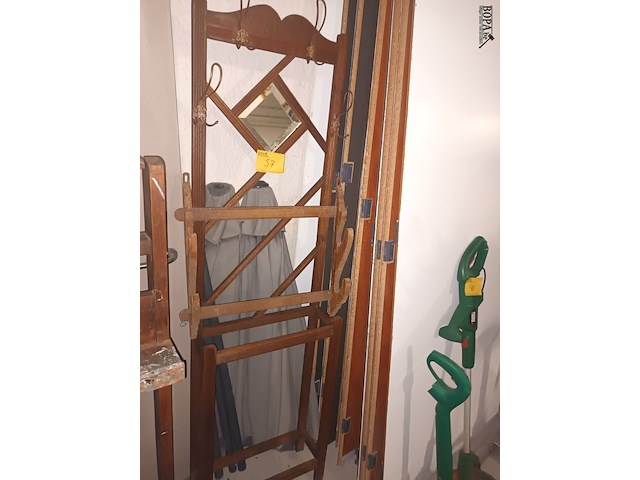 Lot 57 - vestiaire met spiegel - afbeelding 1 van  3