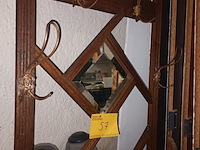 Lot 57 - vestiaire met spiegel - afbeelding 3 van  3