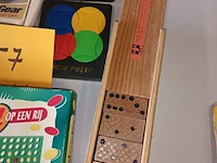 Lot 57 - vintage spelletjes. 5 stuks - afbeelding 2 van  4