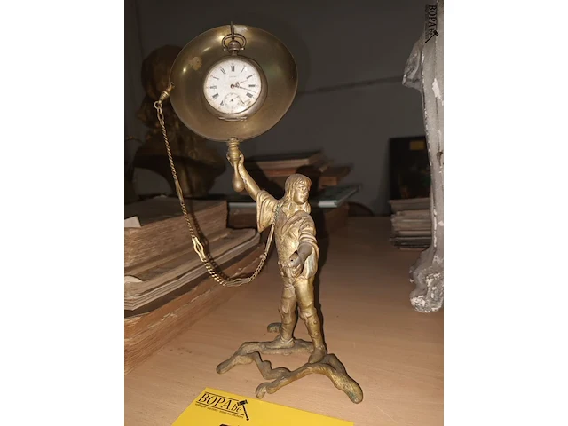 Lot 57 - zakhorlogehouder met horloge - afbeelding 2 van  5