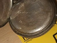 Lot 57 - zakhorlogehouder met horloge - afbeelding 5 van  5